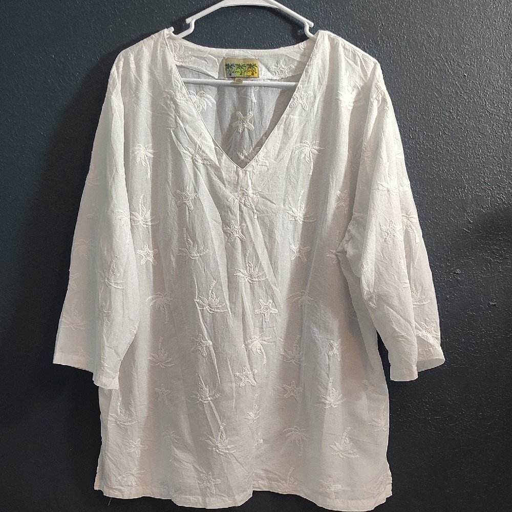Palm Grove Woman Cotton White V-Neck Embroidered Blouse With Palm And Star Fish